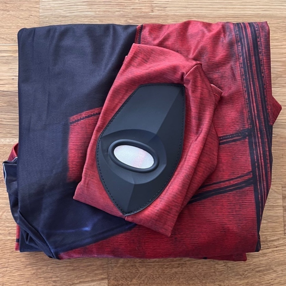 Adult Deadpool Costume NWOT Large READ DESCRIPTION